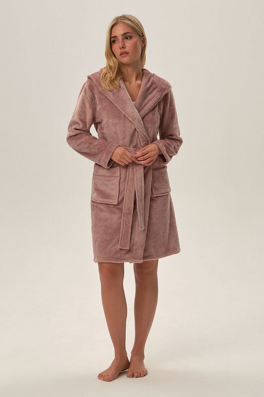 The Henderson Hooded Robe